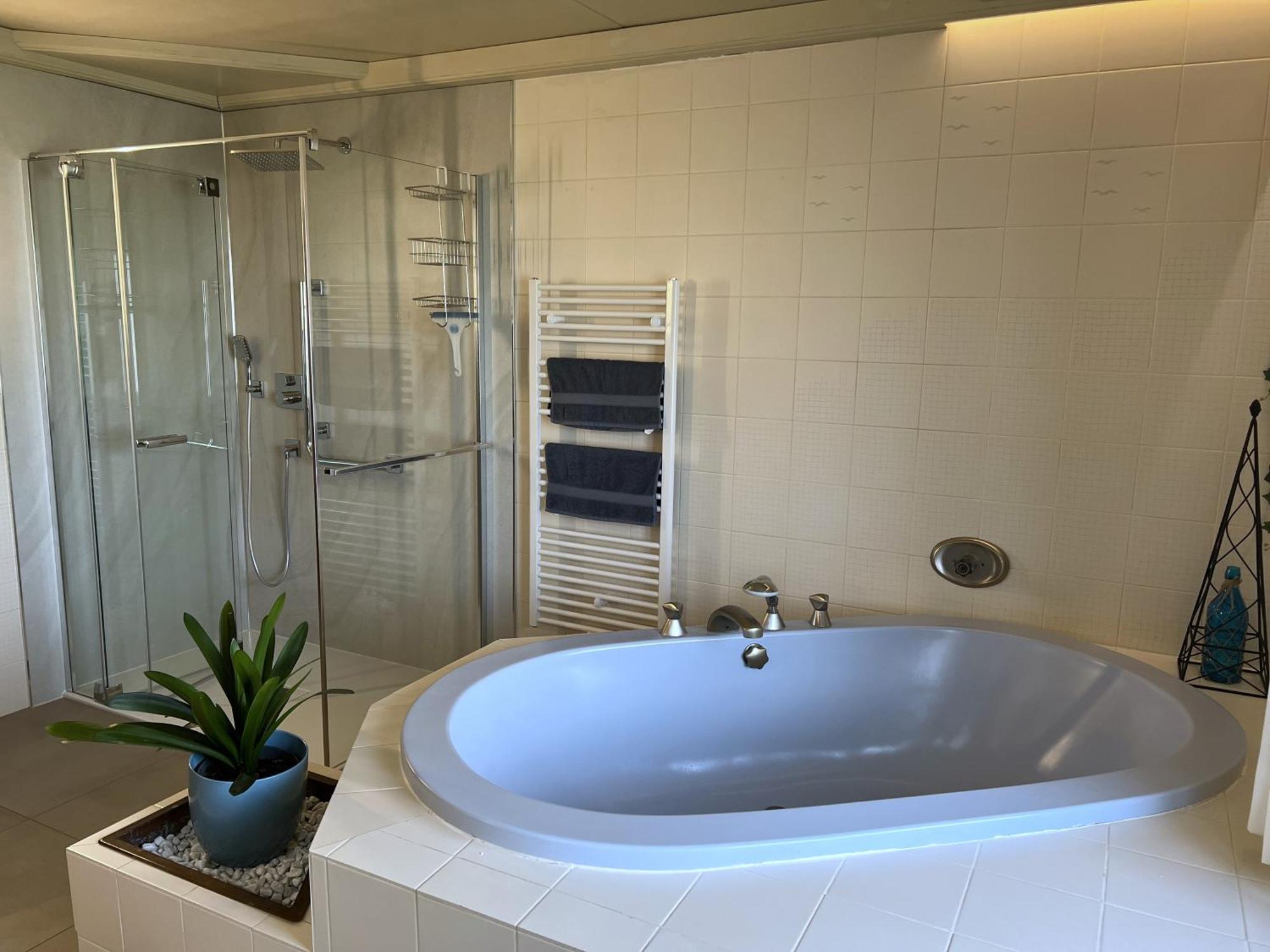 Traumhaft Grosse Ferienwohnung Naehe Attersee Занкт-Ґеорґен-ім-Аттерґау Екстер'єр фото